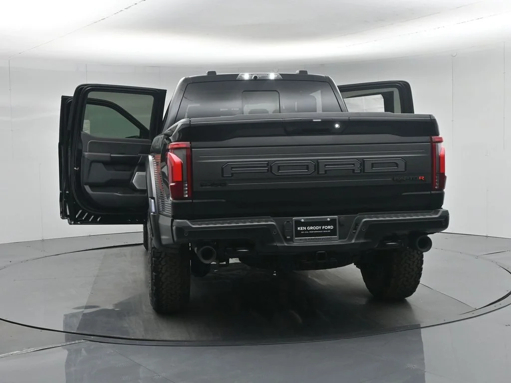 New 2026 Oxford White Ford Raptor image 35