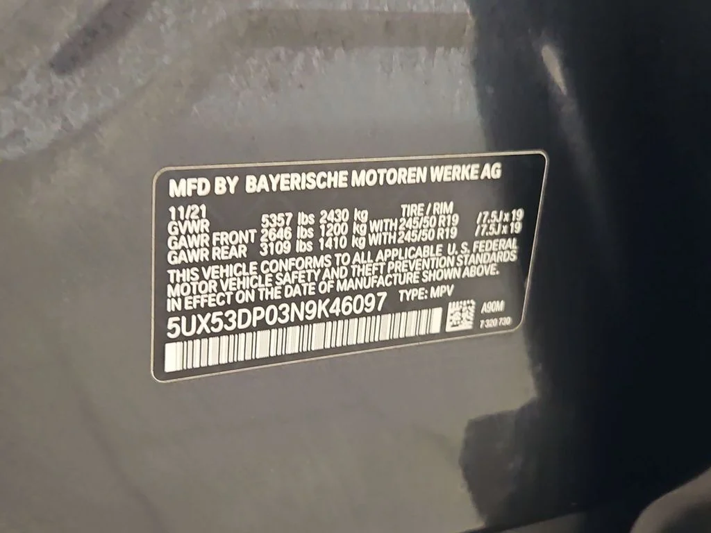 Used 2022 Dark Graphite Metallic BMW xDrive30i image 32