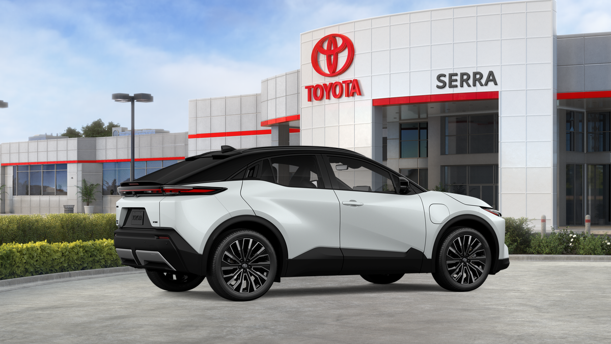 New 2026 Wind Chill Pearl with Midnight Black Metallic roof Toyota XSE image 10