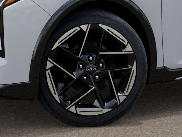 New 2026 Snow White Pearl Kia GT-Line image 9
