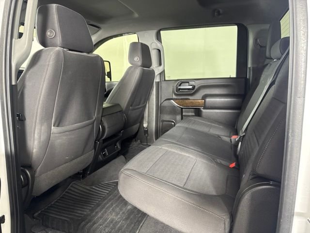 Used 2022 White GMC SLE image 12