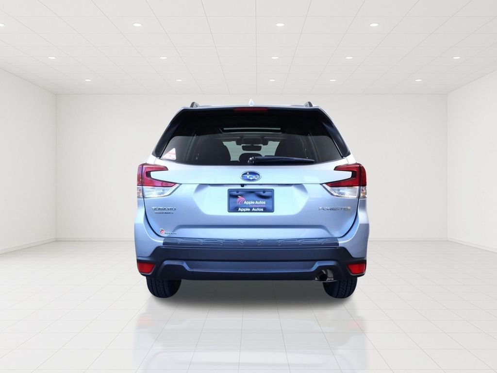Used 2020 Silver Subaru Premium image 5