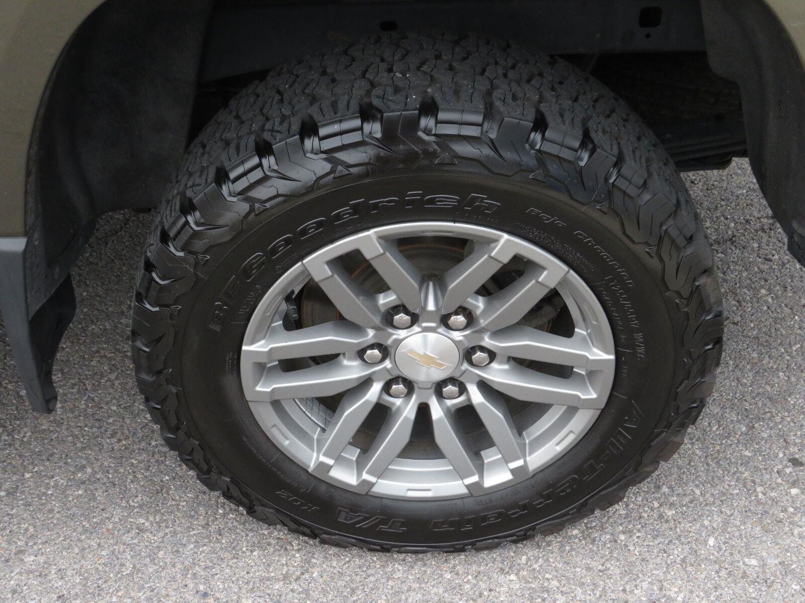 Used 2023 Harvest Bronze Metallic Chevrolet 4WD LT image 13
