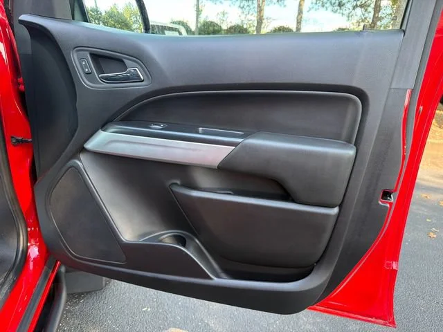 Used 2018 RED HOT Chevrolet 4WD ZR2 image 14