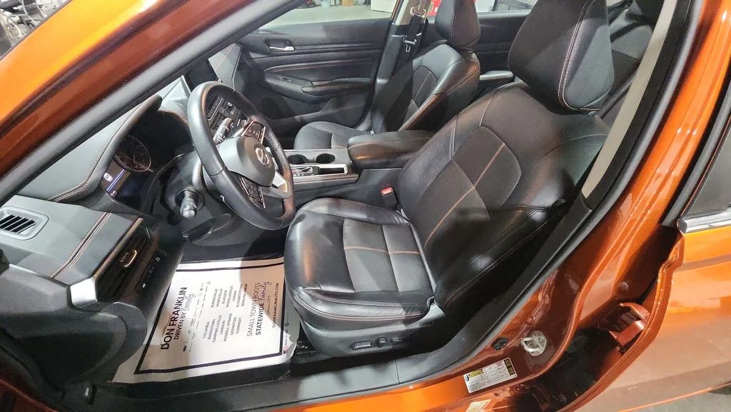 Used 2021 Orange Nissan 2.0 SR image 15