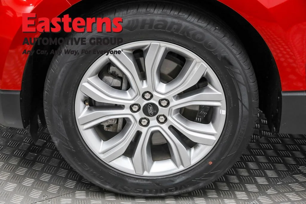Used 2024 Red Ford Titanium image 31