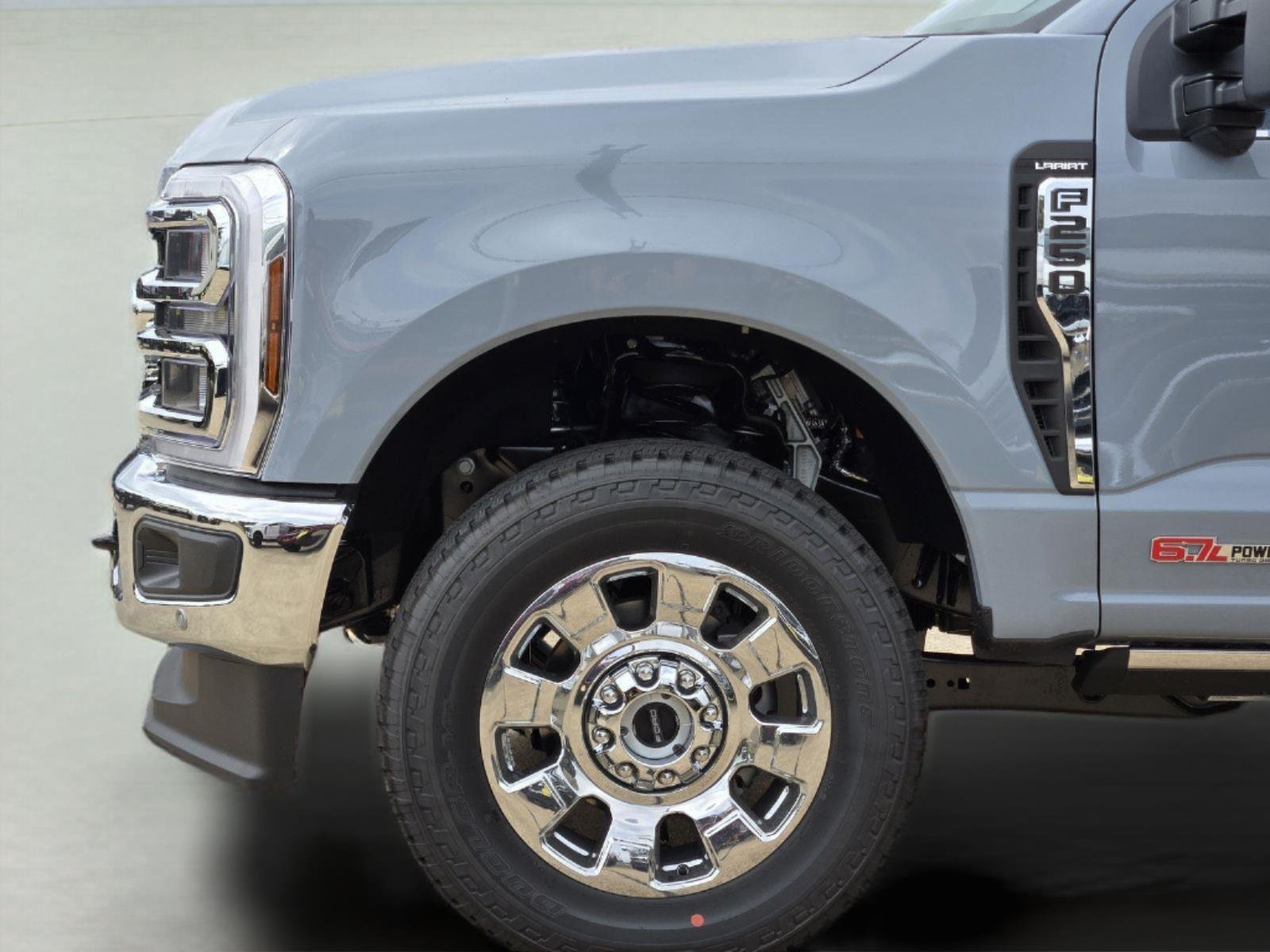 New 2026 Glacier Gray Metallic Tri-Coat Ford F-250® Lariat® image 6