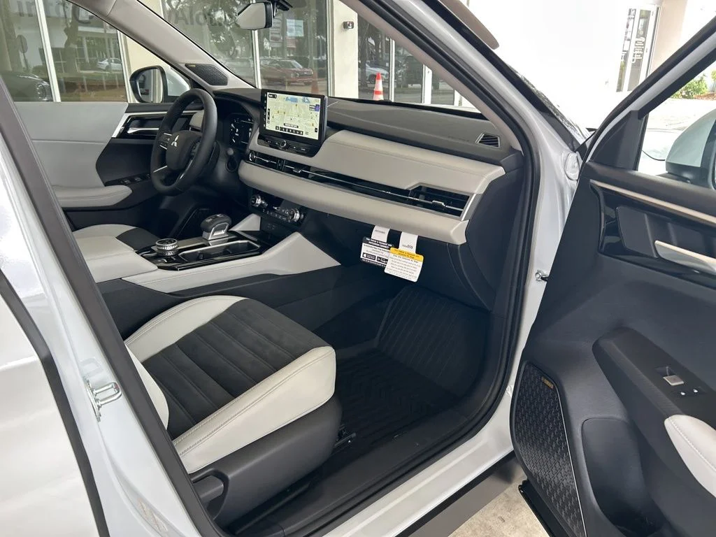 New 2026 White Mitsubishi SE 1.5T 2WD image 22