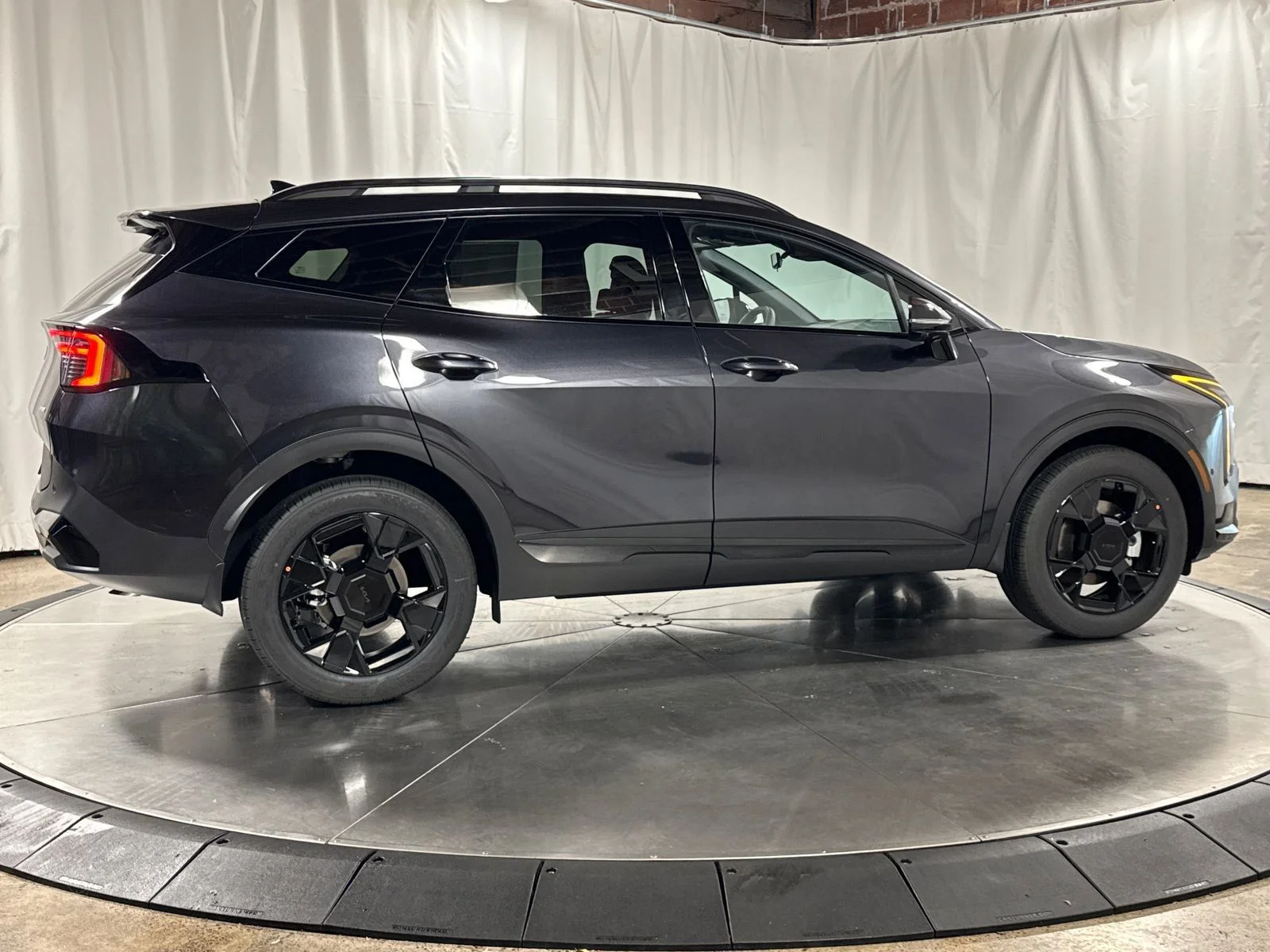 New 2026 Panthera Metal Gray Kia X-Line image 9