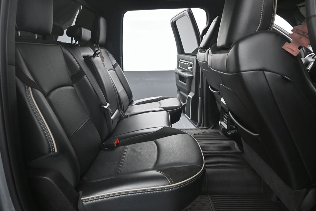 Used 2022 Silver Ram Laramie image 12