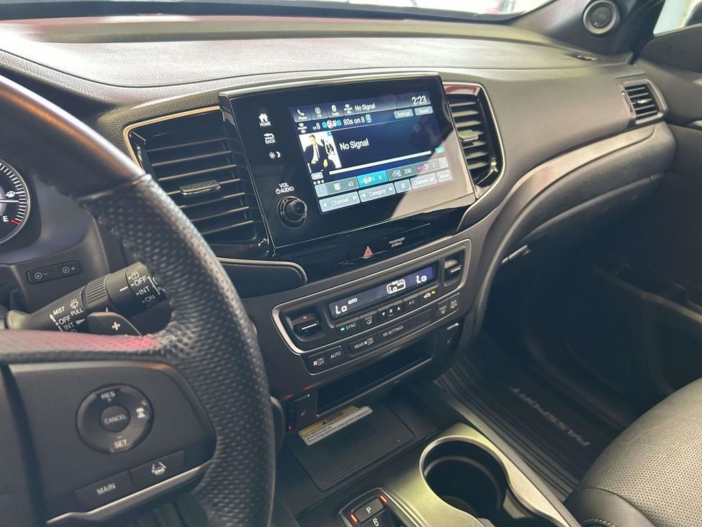 Used 2022 Blue Honda EX-L image 21