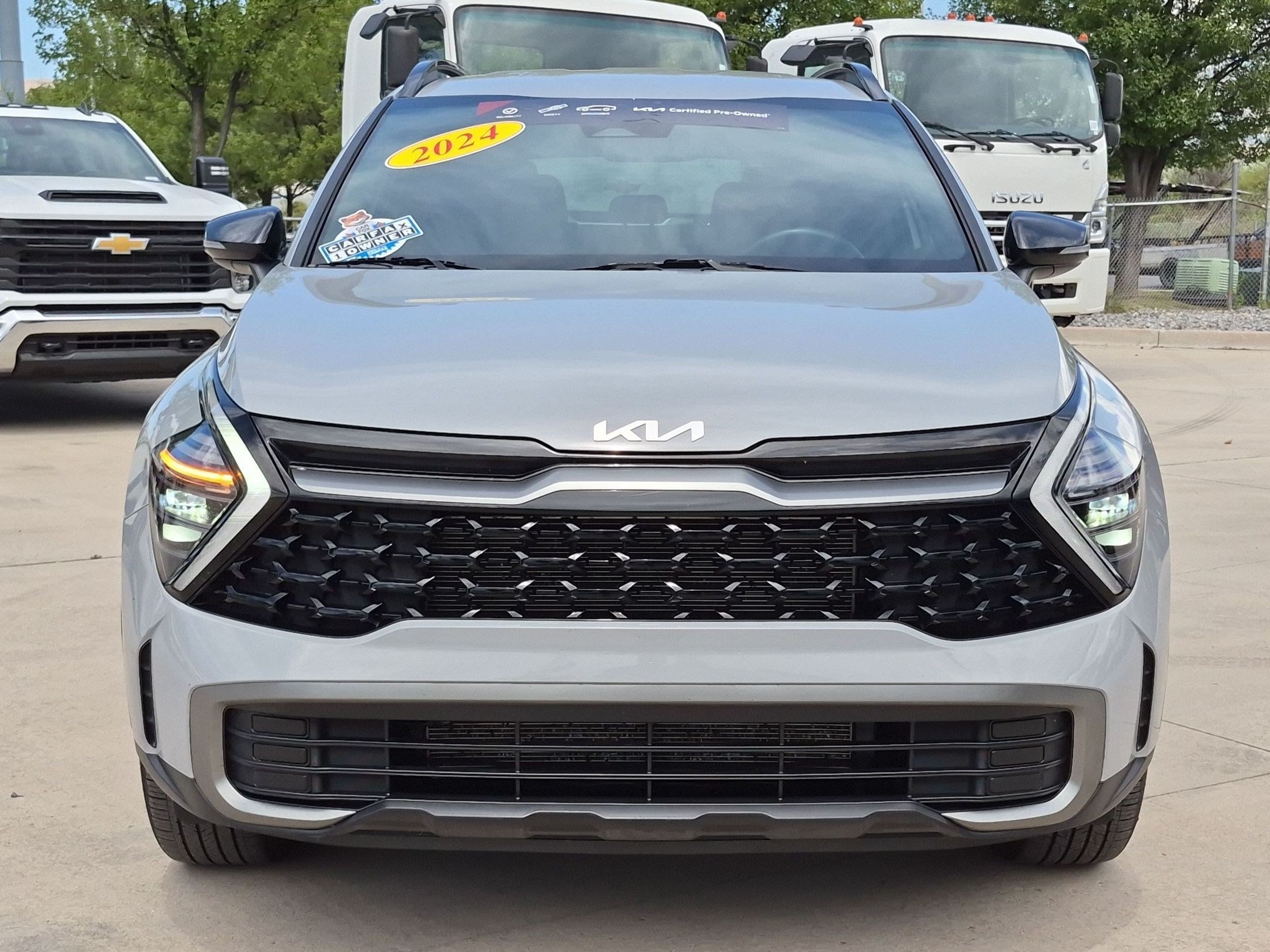 Used 2024 Wolf Gray Kia X-Line image 8