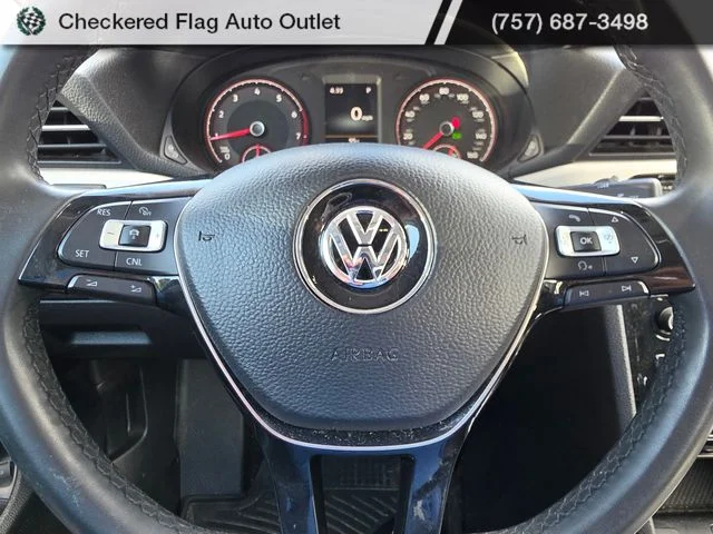 Used 2021 Pure White Volkswagen 2.0T SE image 13
