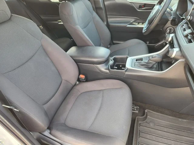 Used 2023 Ice Toyota LE image 13