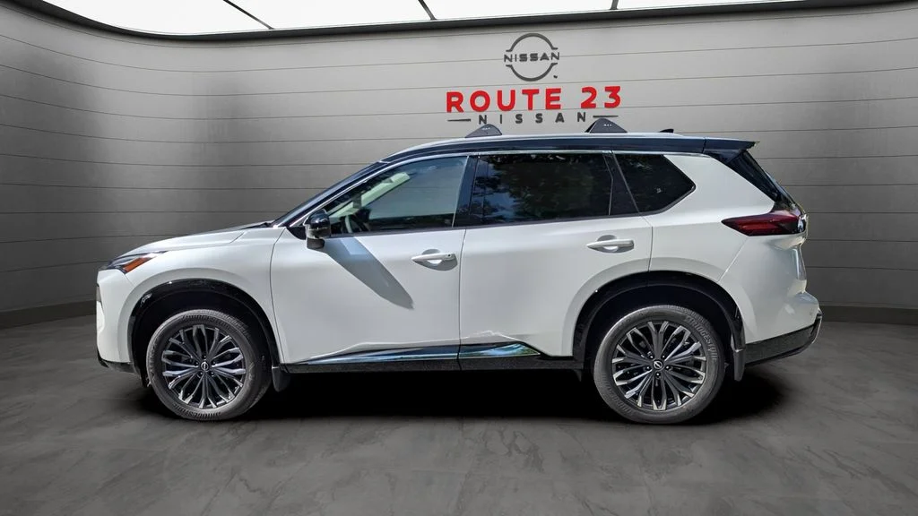New 2026 White Nissan Platinum image 8