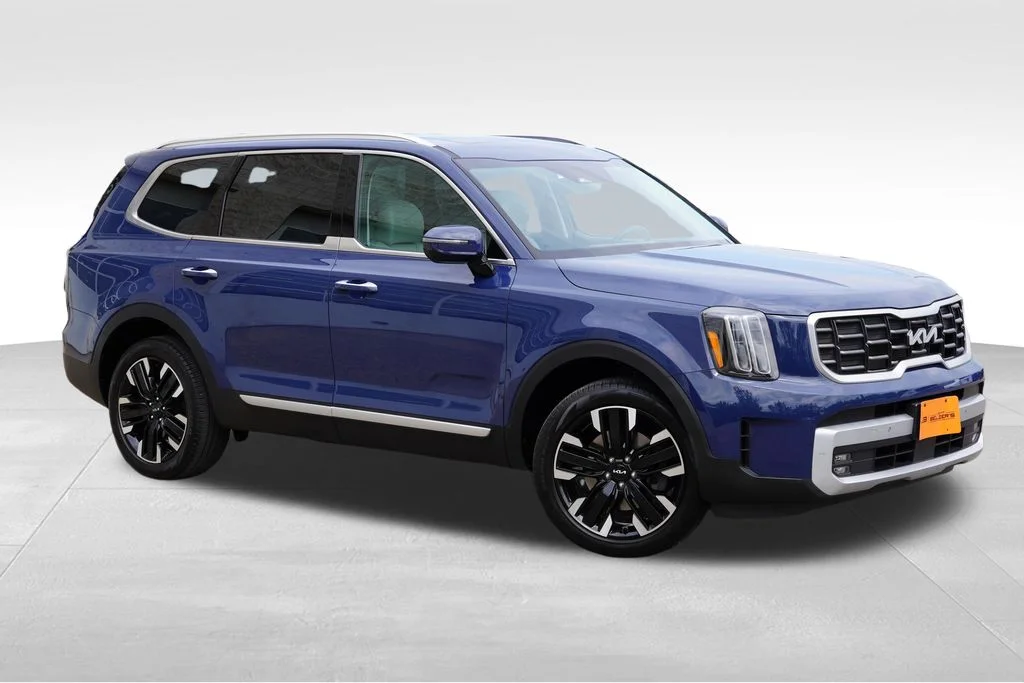 Certified Used 2024 Midnight Lake Blue Kia SX image 2
