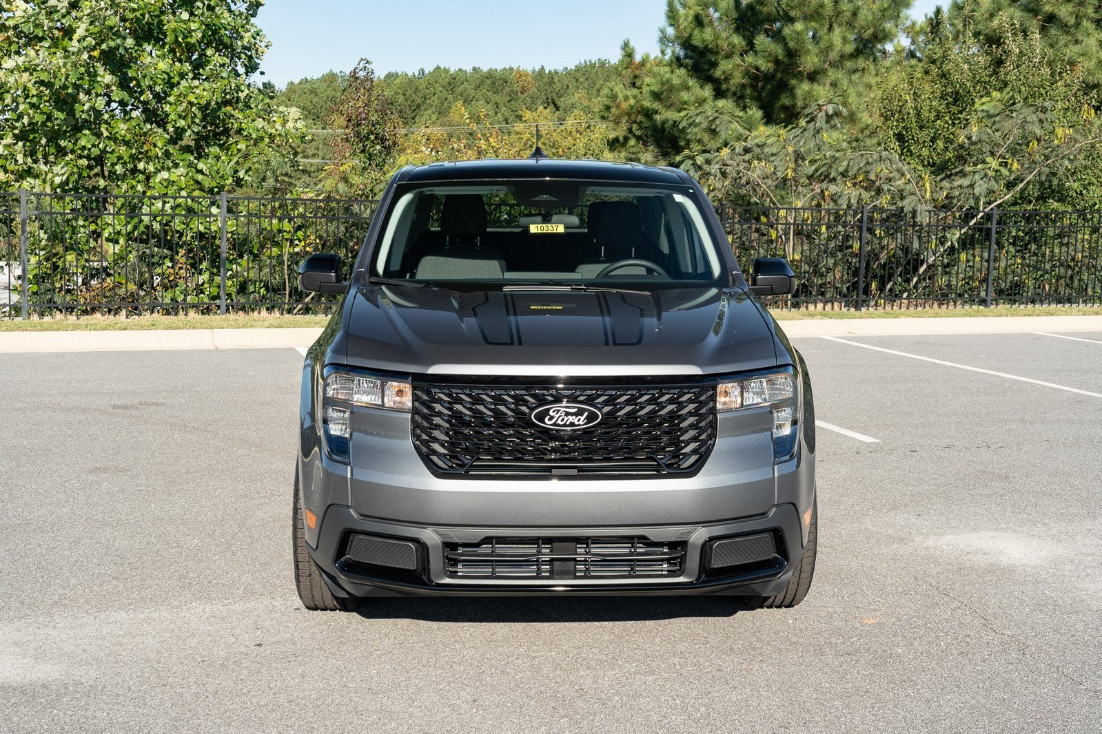 2025 Ford Maverick XLT photo 2