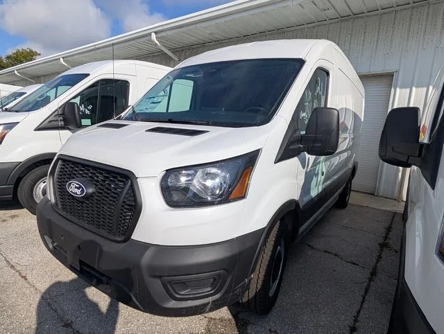 New 2026 White Ford Base image 3