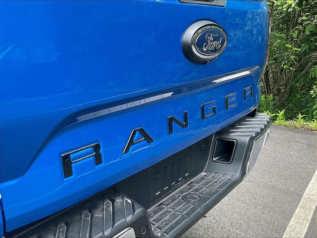 Used 2025 Blue Ford XLT image 26
