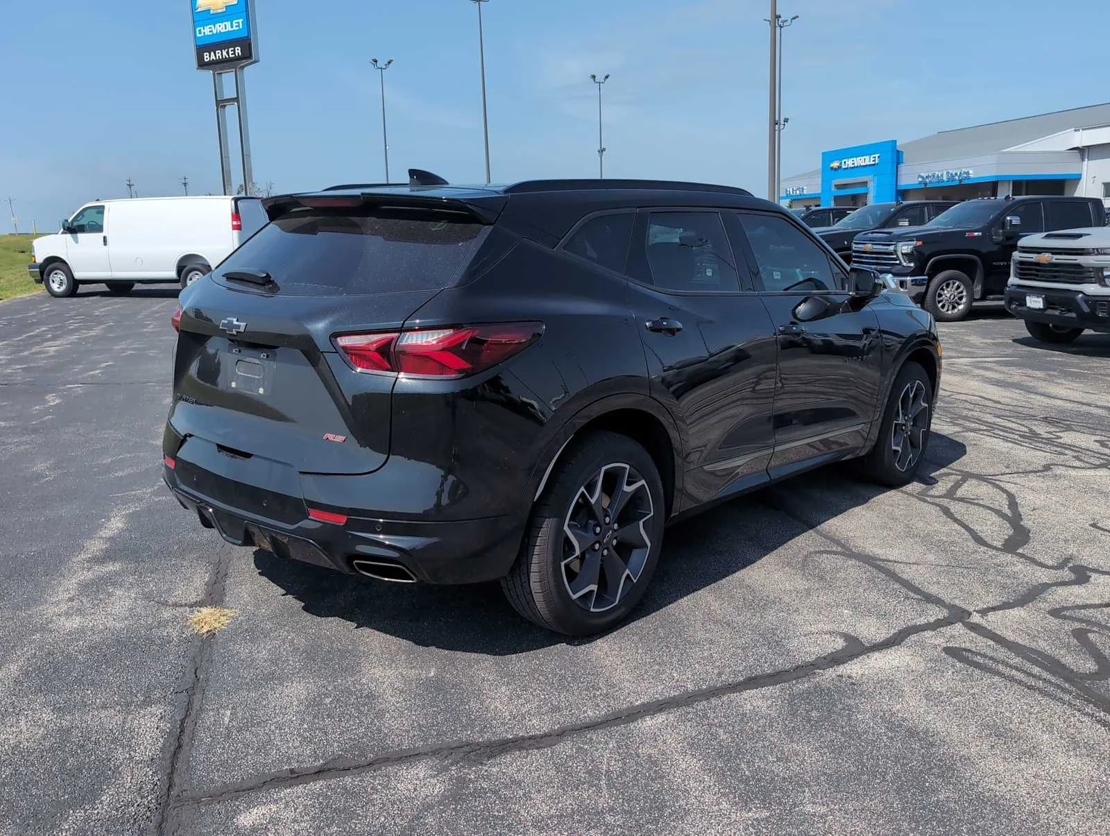 Used 2020 BLACK Chevrolet RS image 11