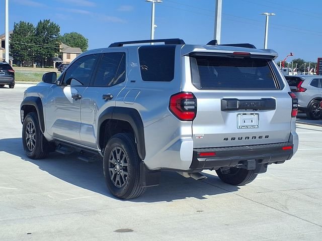 Used 2025  Toyota SR5 image 5