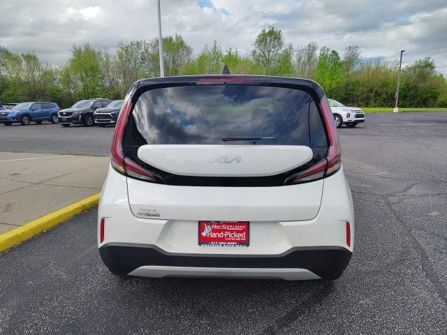Used 2025 White Kia LX image 6