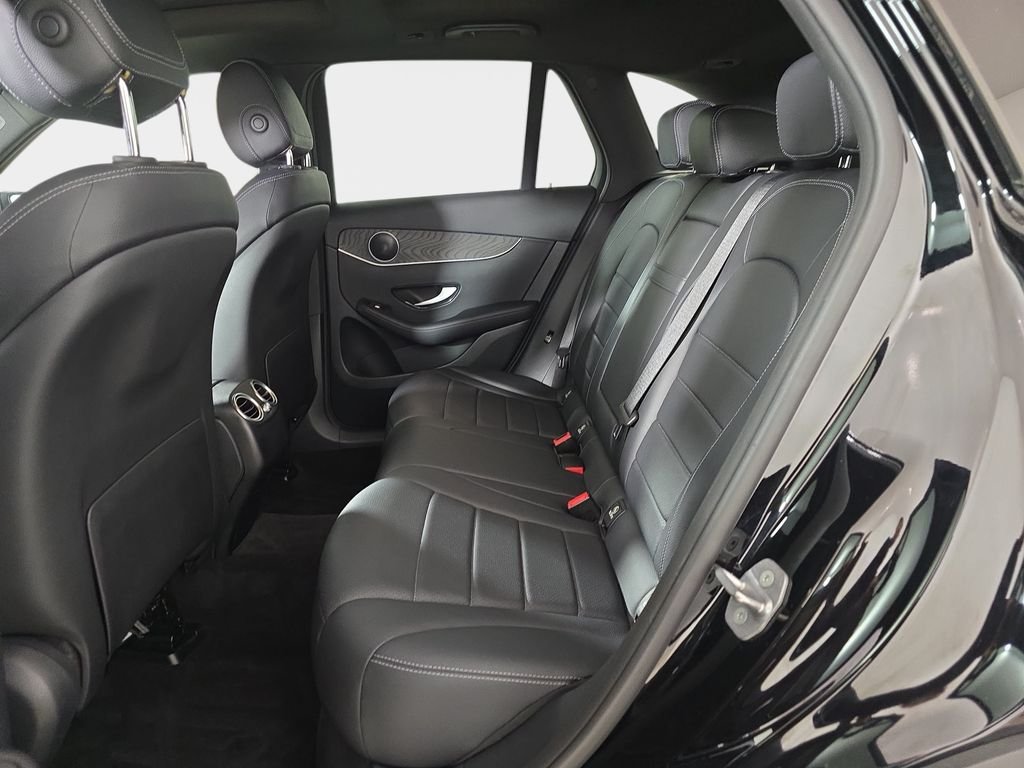 Used 2018 Black Mercedes-Benz GLC 300 image 17