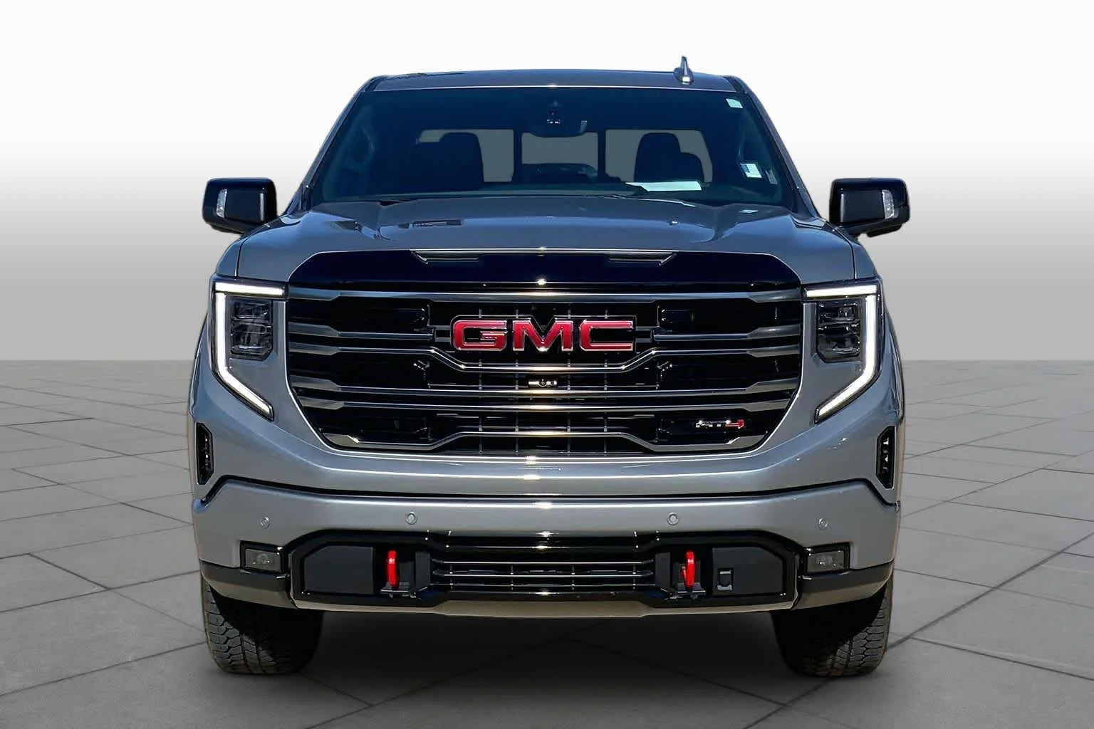Used 2025 Sterling Metallic GMC AT4 image 4