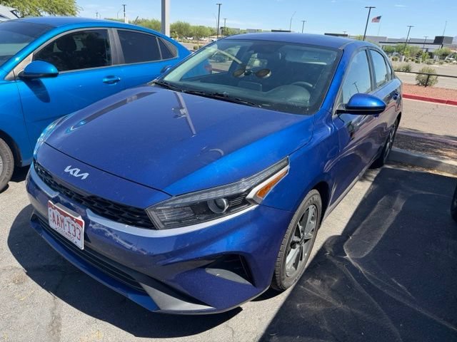 Used 2024 Deep Sea Blue Kia LXS image 2