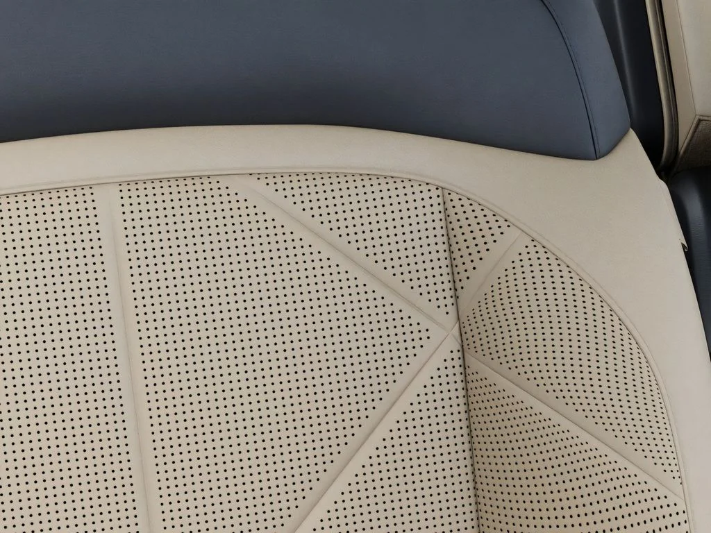 New 2027 White Kia EX image 24