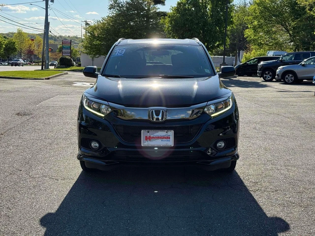 Certified 2019 Honda HR-V Sport with VIN 3CZRU6H10KG706812 for sale in Huntington, NY