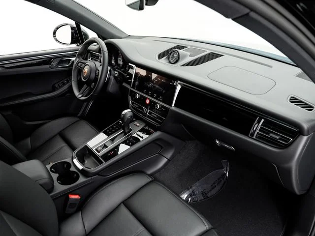New 2026 Black Porsche T image 25
