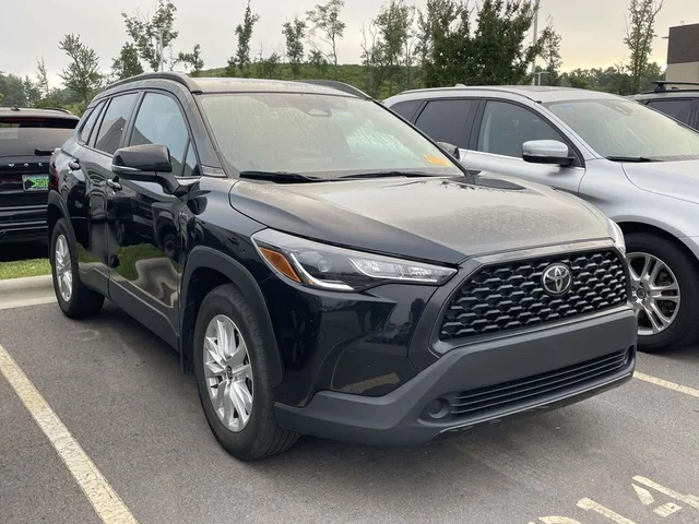 2023 Toyota Corolla Cross LE