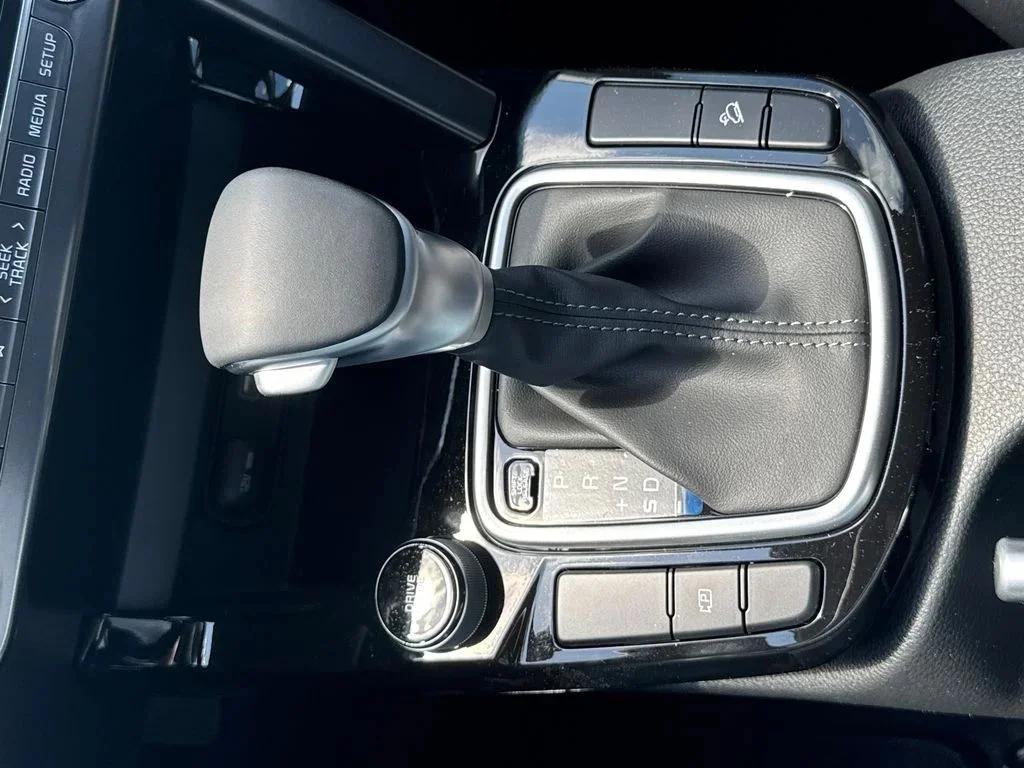 New 2026 Gray Kia S image 27