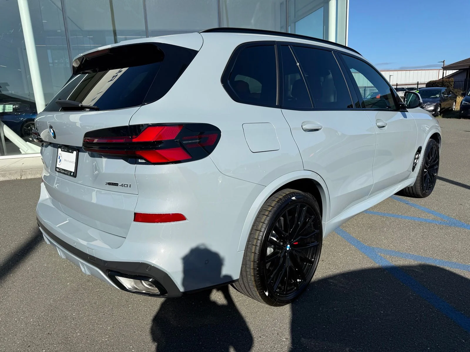 New 2026 Brooklyn Grey Metallic BMW xDrive40i image 8