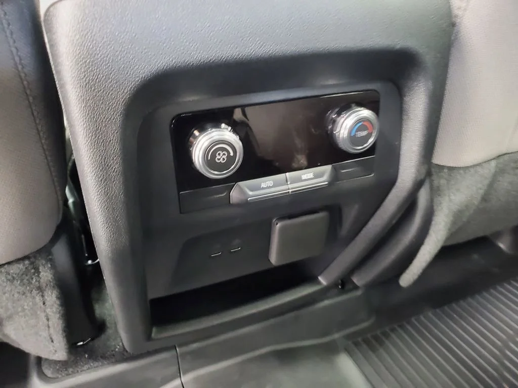 2026 GMC Acadia Elevation - Photo 27