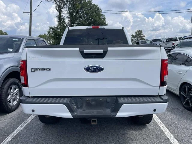 Used 2017 White Ford XLT image 8