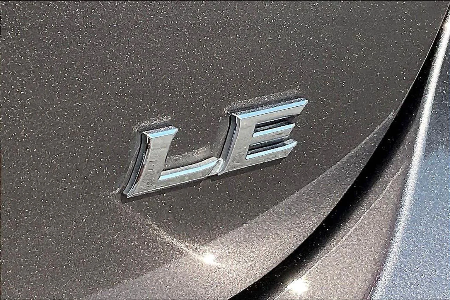 Used 2024 Predawn Gray Mica Toyota LE image 10