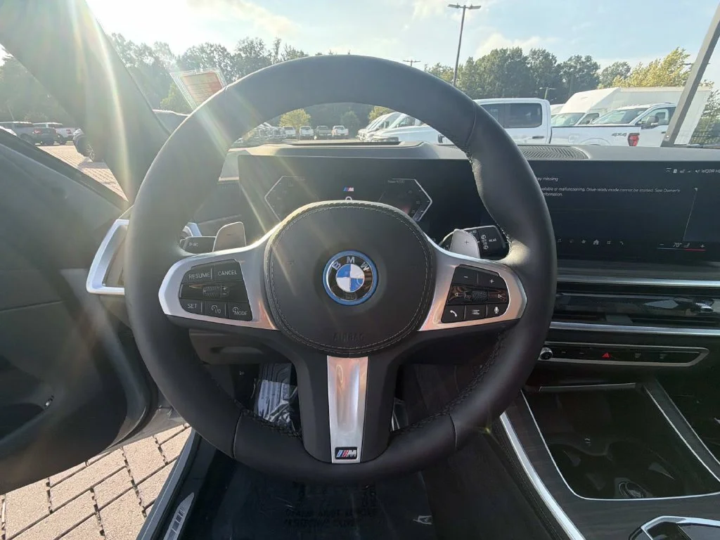 Used 2026 Gray BMW xDrive50e image 16