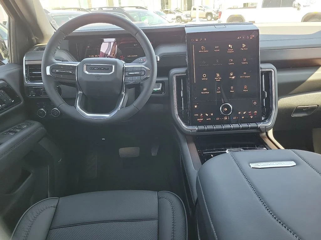 2026 GMC Yukon XL Denali - Photo 17