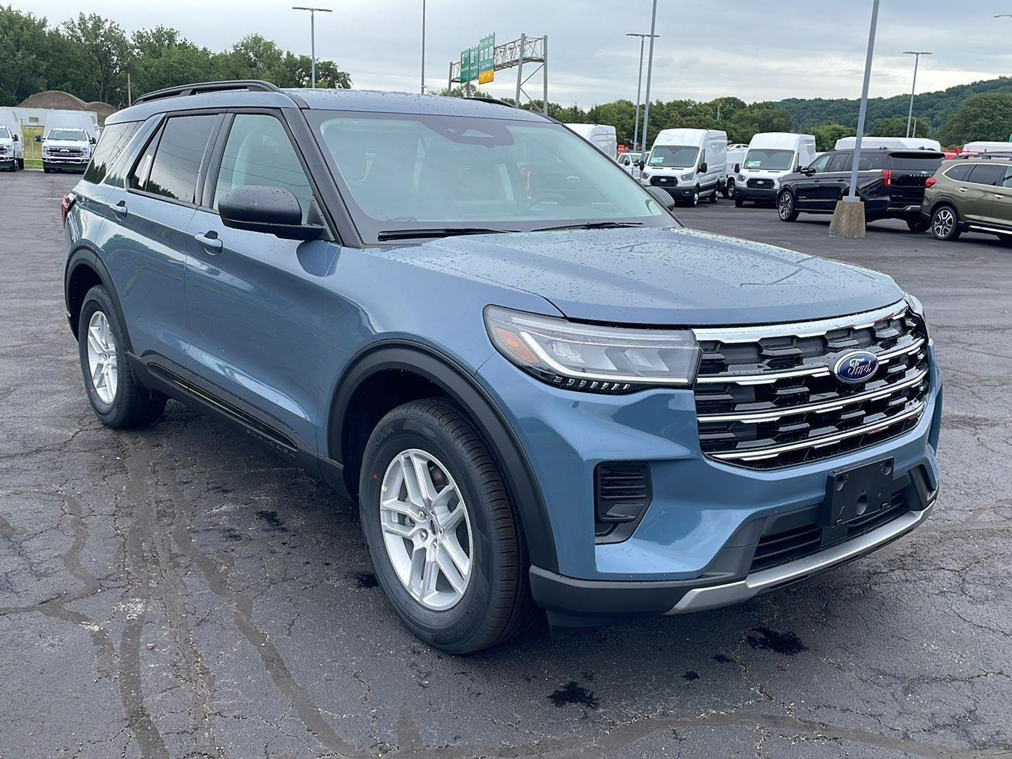 New 2026 Vapor Blue Metallic Ford Active image 8