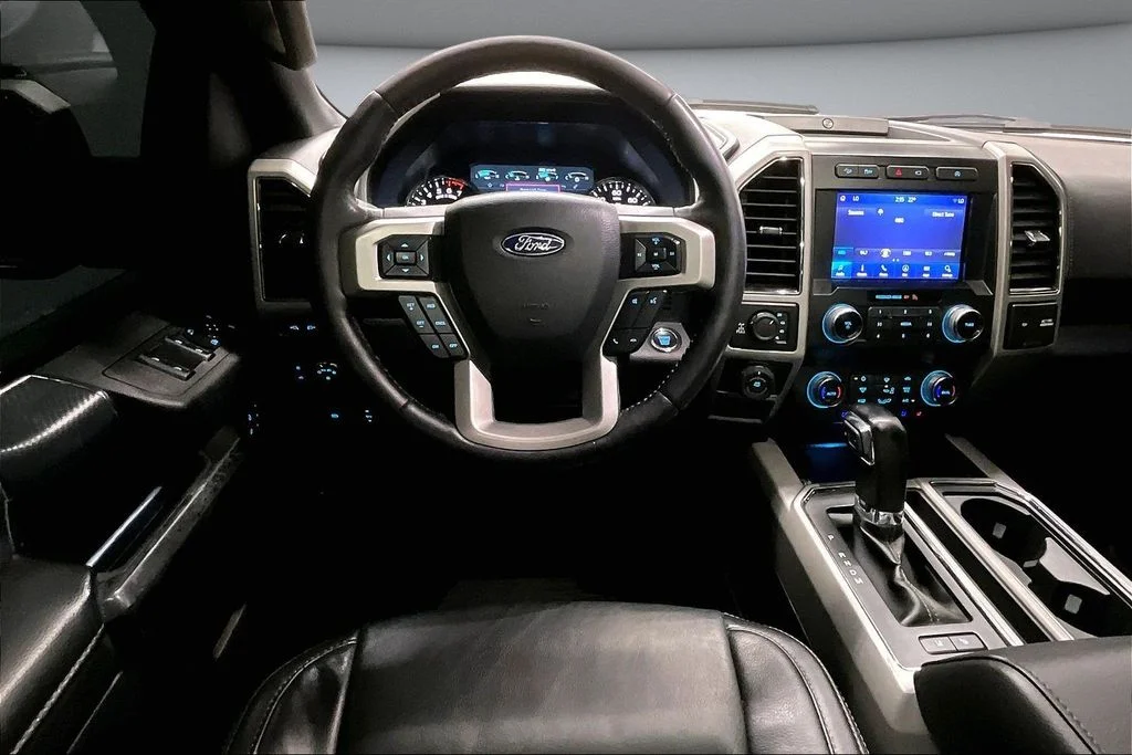 Used 2020 Black Ford Lariat image 9