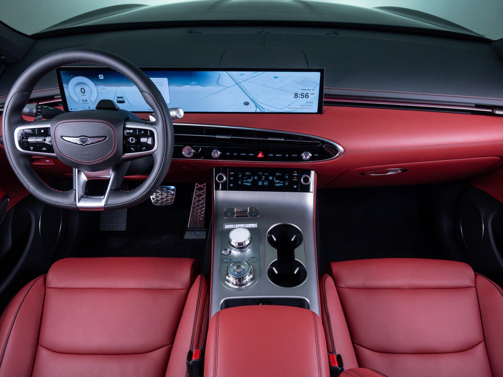 2026 GENESIS GV70 Sport Advanced - Photo 16
