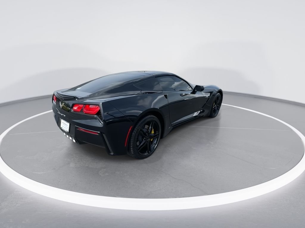 Used 2016 Black Chevrolet Stingray image 8
