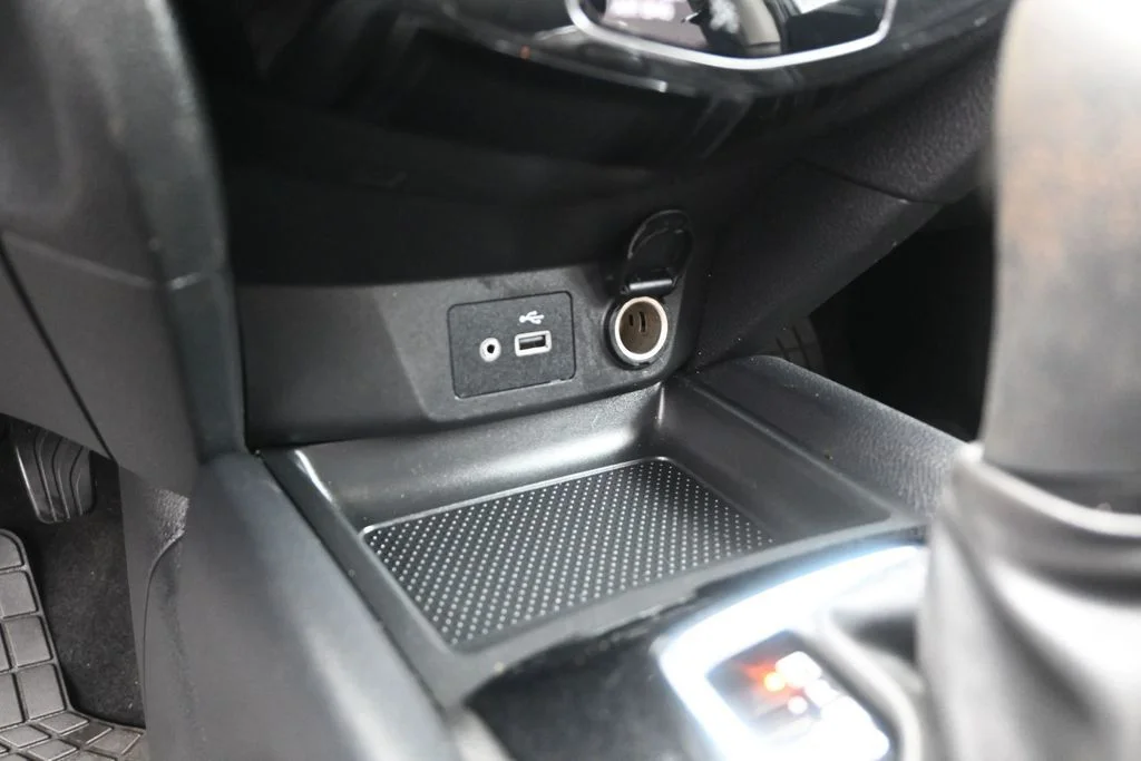 Used 2020 Black Nissan S image 23