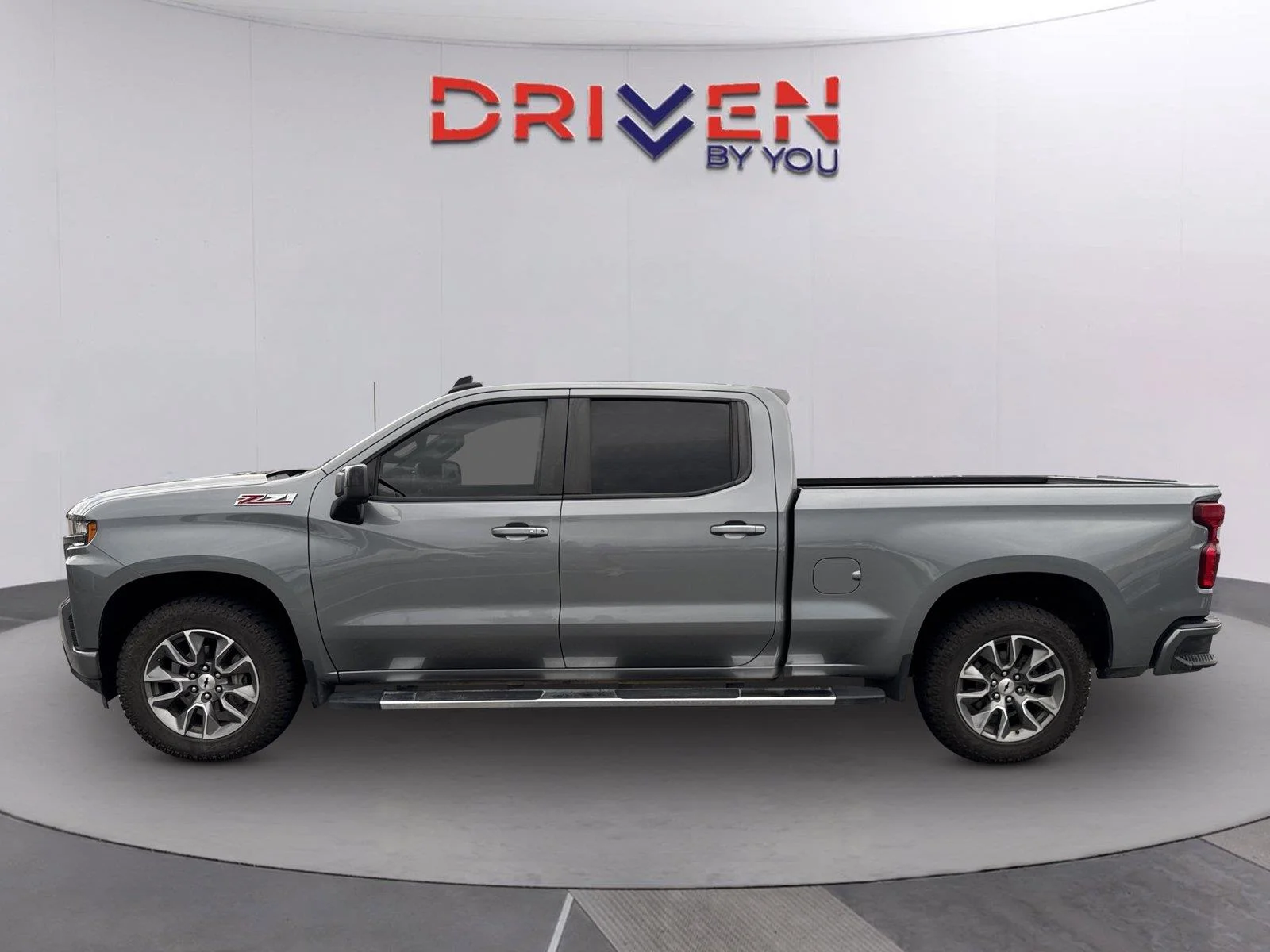 Used 2021 SATIN STEEL METALLIC Chevrolet RST image 6