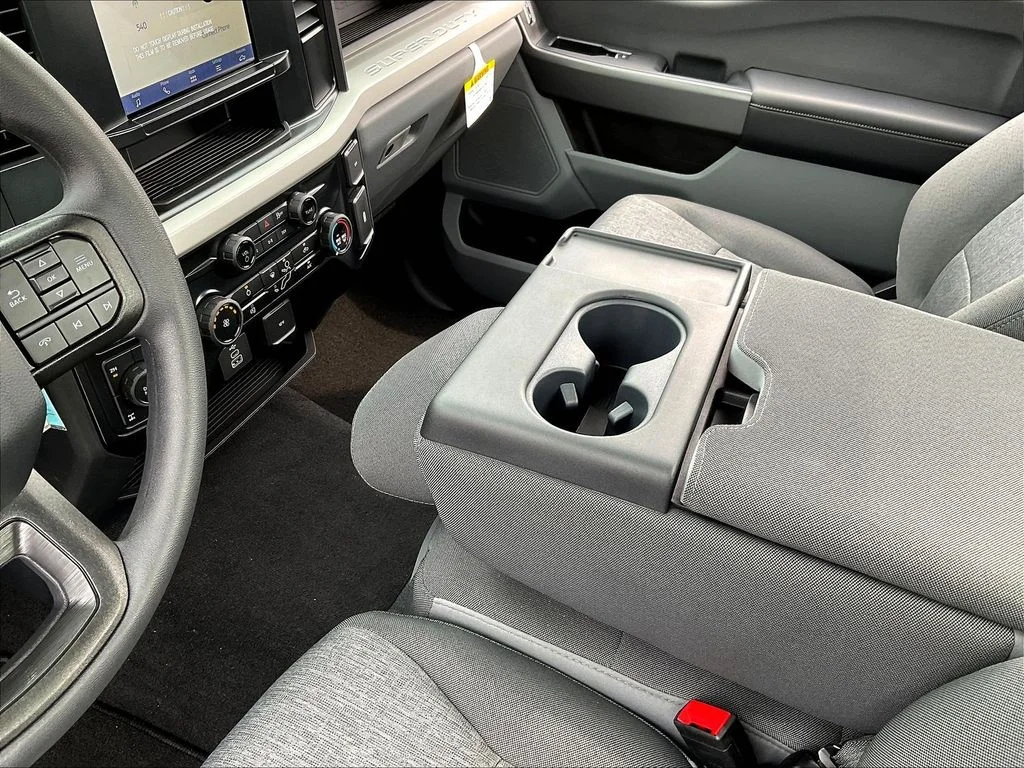 New 2026 Oxford White Ford F-250® XL image 23
