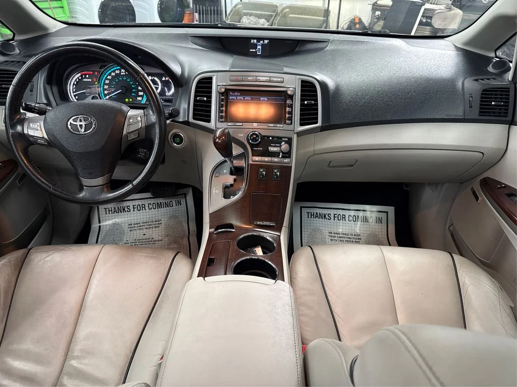 Used 2012 Silver Toyota Limited image 22