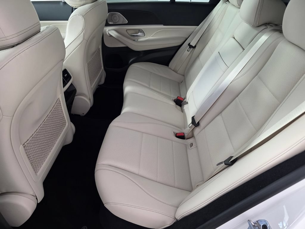 New 2026 Polar White Mercedes-Benz GLE 350 image 28