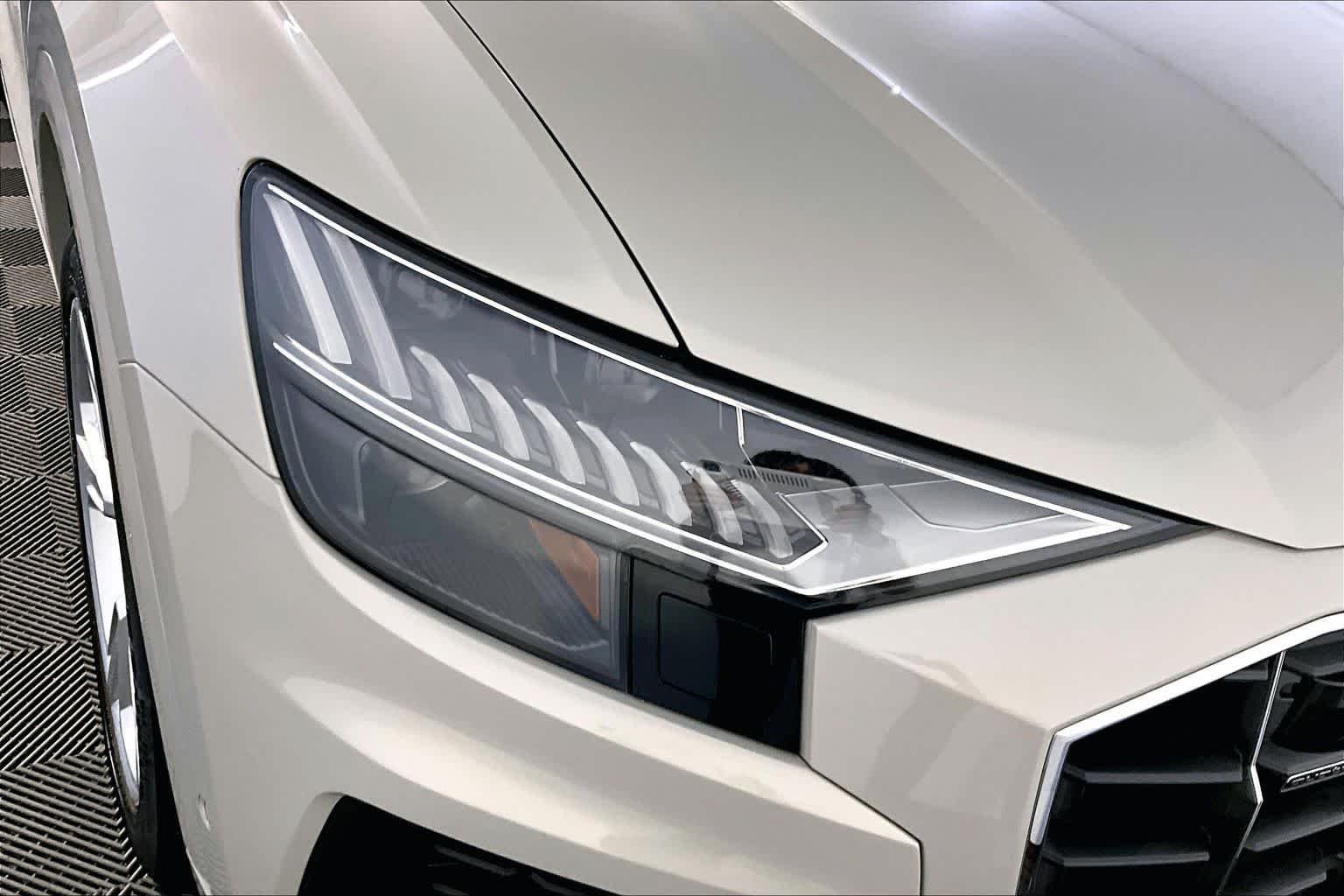 Used 2021 Vicuna Beige Metallic Audi Premium Plus image 27
